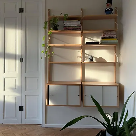 Charming And Spacious In The Embassy Area Apartment