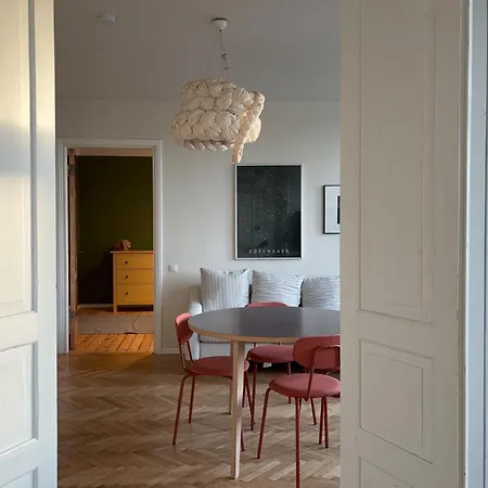 Apartment Charming And Spacious In The Embassy Area Riga