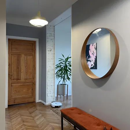 Charming And Spacious In The Embassy Area *